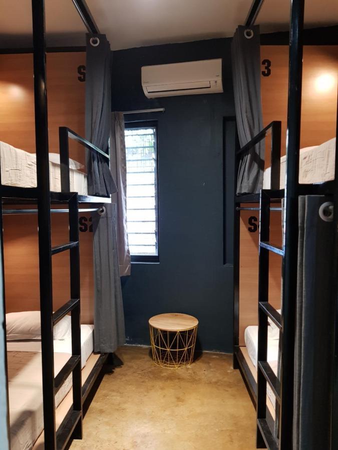 The Brownstone Hostel & Space Ипох Номер фото
