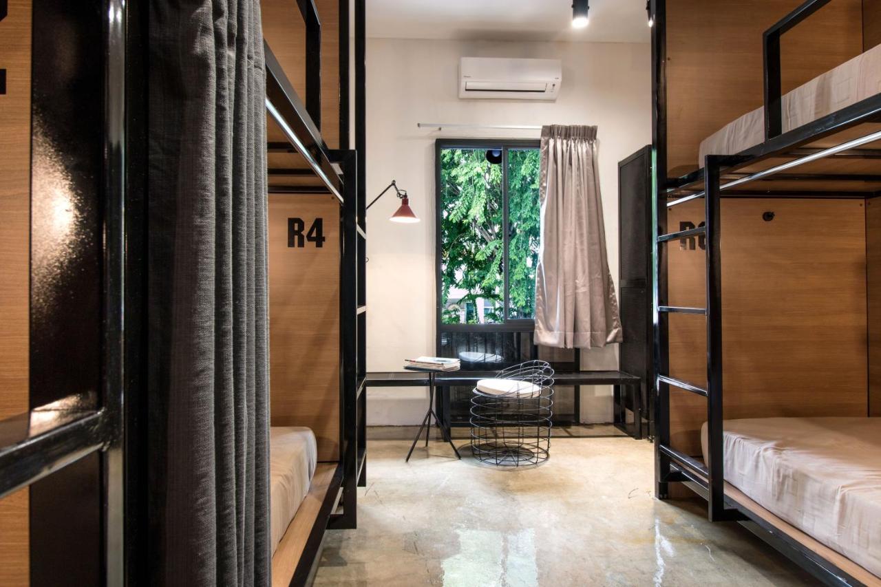 The Brownstone Hostel & Space Ипох Экстерьер фото