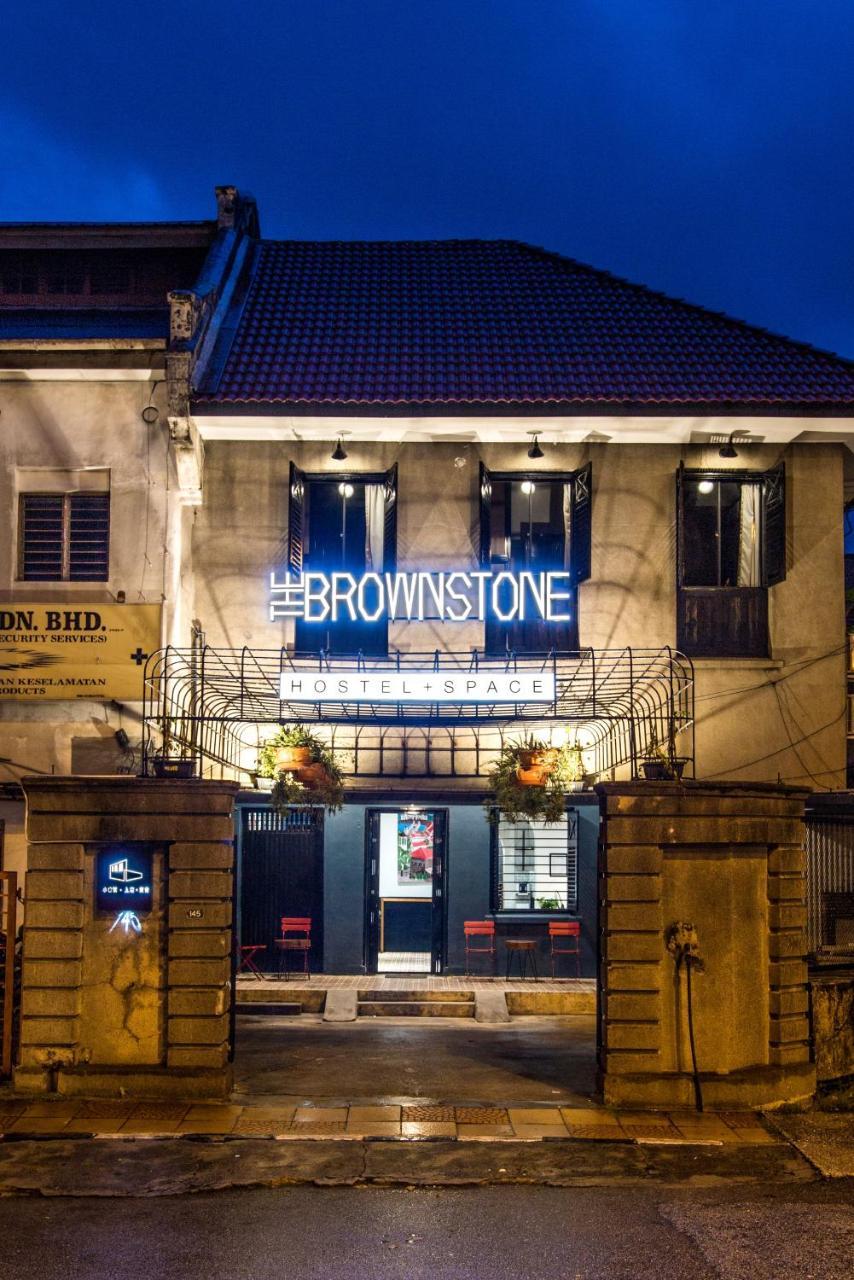 The Brownstone Hostel & Space Ипох Экстерьер фото